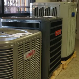 Appliance Parts Center
AC and Heating
Units, Supplies, and Install