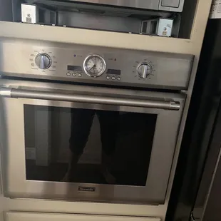Our Thermador oven was misdiagnosed by the technician he said "the door looked warped."
