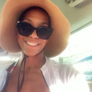 Alicia R.
