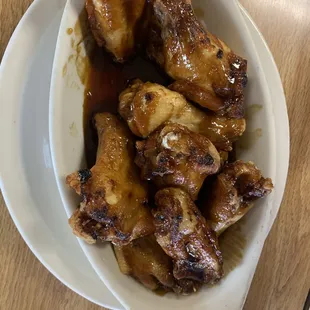 a bowl of chicken wings