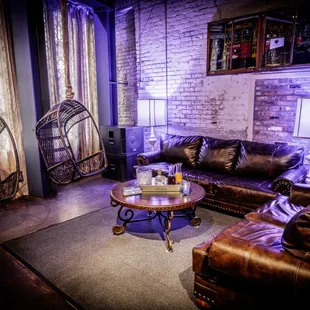 "C1" comes with a pair of swings for your enjoyment!