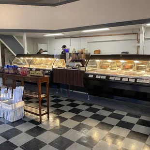 Prepared food counter