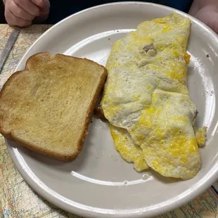 Omelette with toast