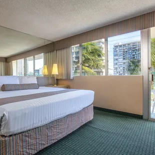 Aqua Aloha Surf Waikiki - Superior Room with Balcony Bed Living Area
