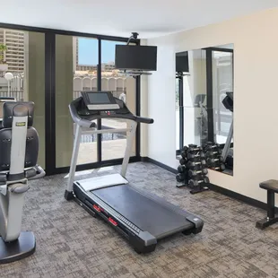Aqua Palms Waikiki - Gym