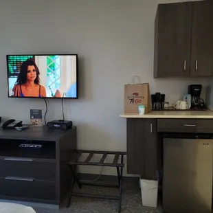 This room is great for short stays, all the basic amenities that we needed.