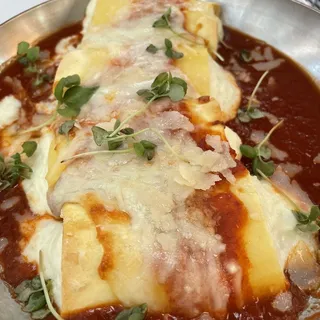 DePasquale's Famous Manicotti