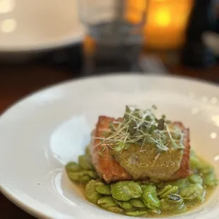 PISTACHIO CRUSTED SCOTTISH SALMON