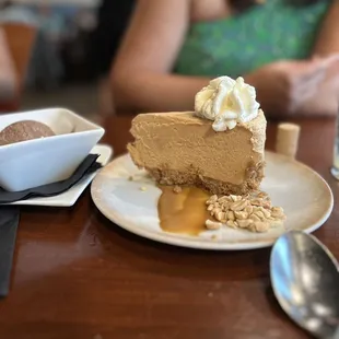 FRANCIE'S PEANUT BUTTER PIE