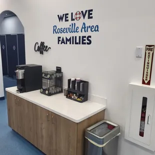 All of our customers enjoy FREE coffee!