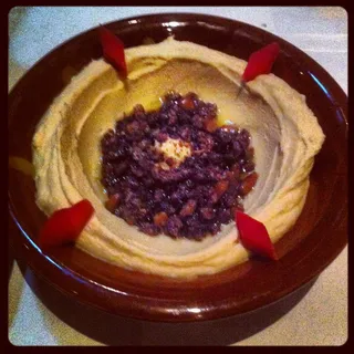 Hummus with Meat