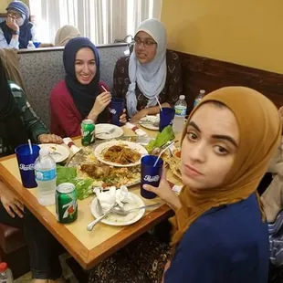 This is a great place I'm always looking to try new things and this place fits the bill perfectly. Fresh delicious and inviting.