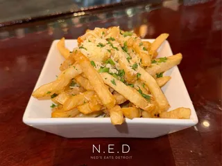 Bridges Restaurant & Bar