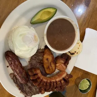 Bandeja Paisa