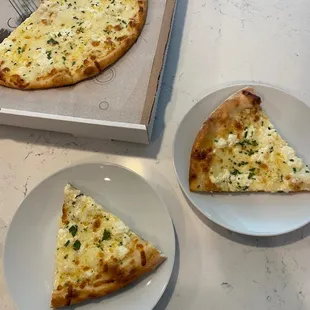 White 1 Topping Pizza