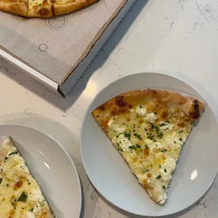 White Specialty Pizza