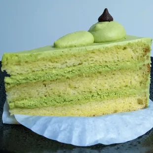 Slice o&apos; green tea cake