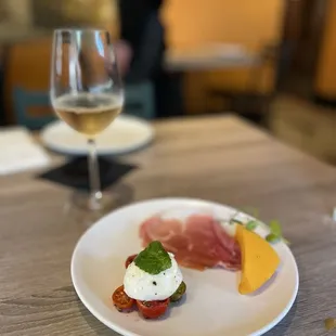 sushi, food, sashimi, sushi and sashimi