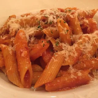Penne All Arrabbiata con Gamberetti