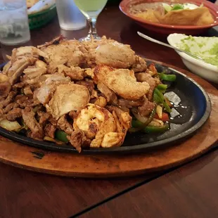 Enough fajita for six people.