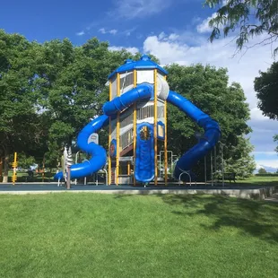 Arapaho Park - BIG slides