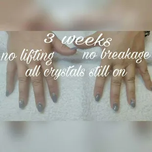 Done by Stephanie ig: @nailsby_stephnavarro