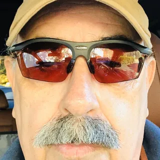 Stefan R.