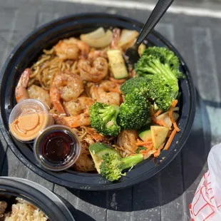 YAKISOBA SPICY SHRIMP