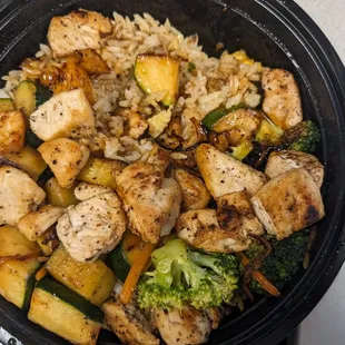 Chicken Bowl before applying smoked teriyaki sauce