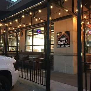 the outside of the restaurant