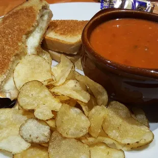 Grilled cheese with tomato soup