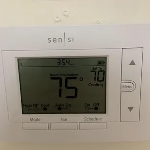 What management described as "properly working AC" - cooling set to 70 but the real temperature doesn't get below 74 degrees.
