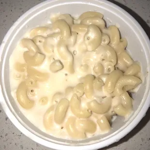 White cheddar Mac n cheese