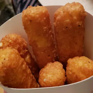 a bowl of fried tater tots