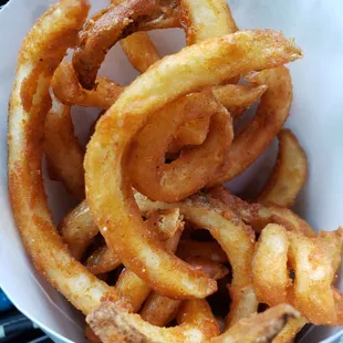 a bowl of onion rings