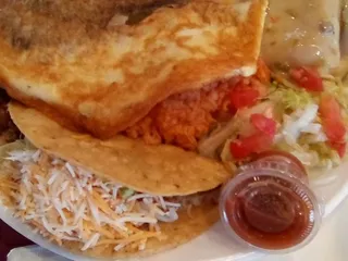 Roberto's Mexican Food