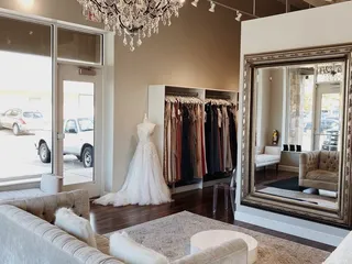 Ready or Knot Wedding Chic