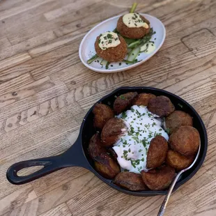 Crab Cake Eggs Benedict