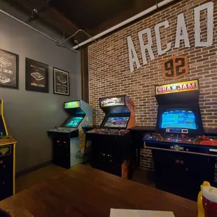 The Simpsons arcade game, sunsetriders arcade game, NBA jam arcade game.