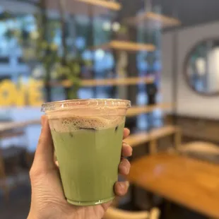 ambrosia matcha latte w/ oat milk
