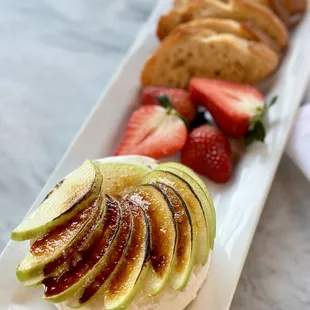 Brie Brulee with toasted baguettes