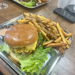 Delicious juicy cheeseburger So Good!!