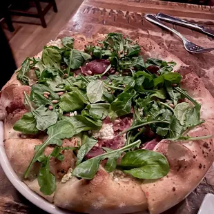 Fig & Arugula Pizza