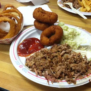 You HAVE to get the hush puppies.