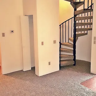 Our unique loft style One Bedroom offers One of a kind living in Tucson.