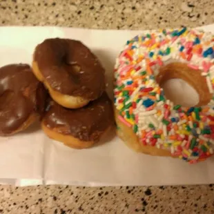 chocolate mins next to reg size sprinkle