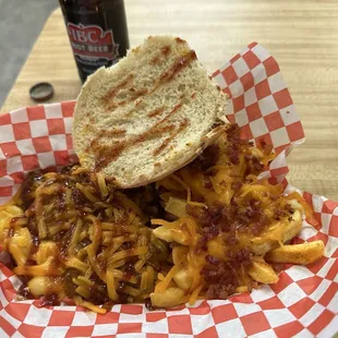 BBQ bacon cheeseburger