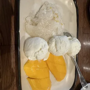 Mango Sweet Sticky Rice Combo