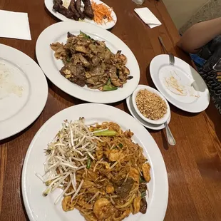 Delicious food and the portions can feed a horse like me