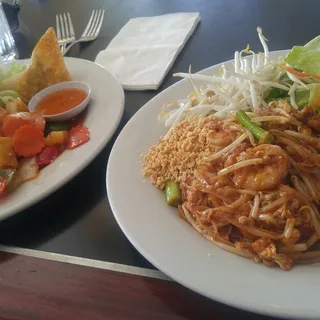 1. Pad Thai Lunch Special